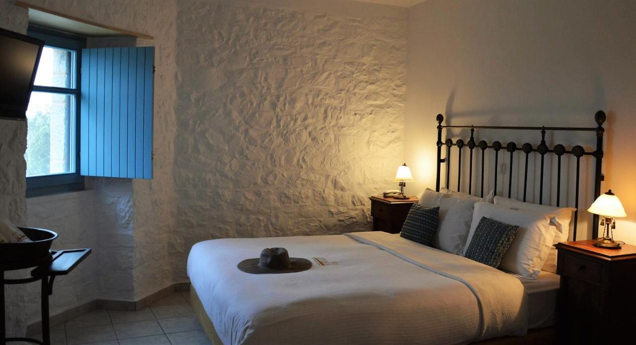 Lithos Stone Suites 阿里奥波利斯 外观 照片