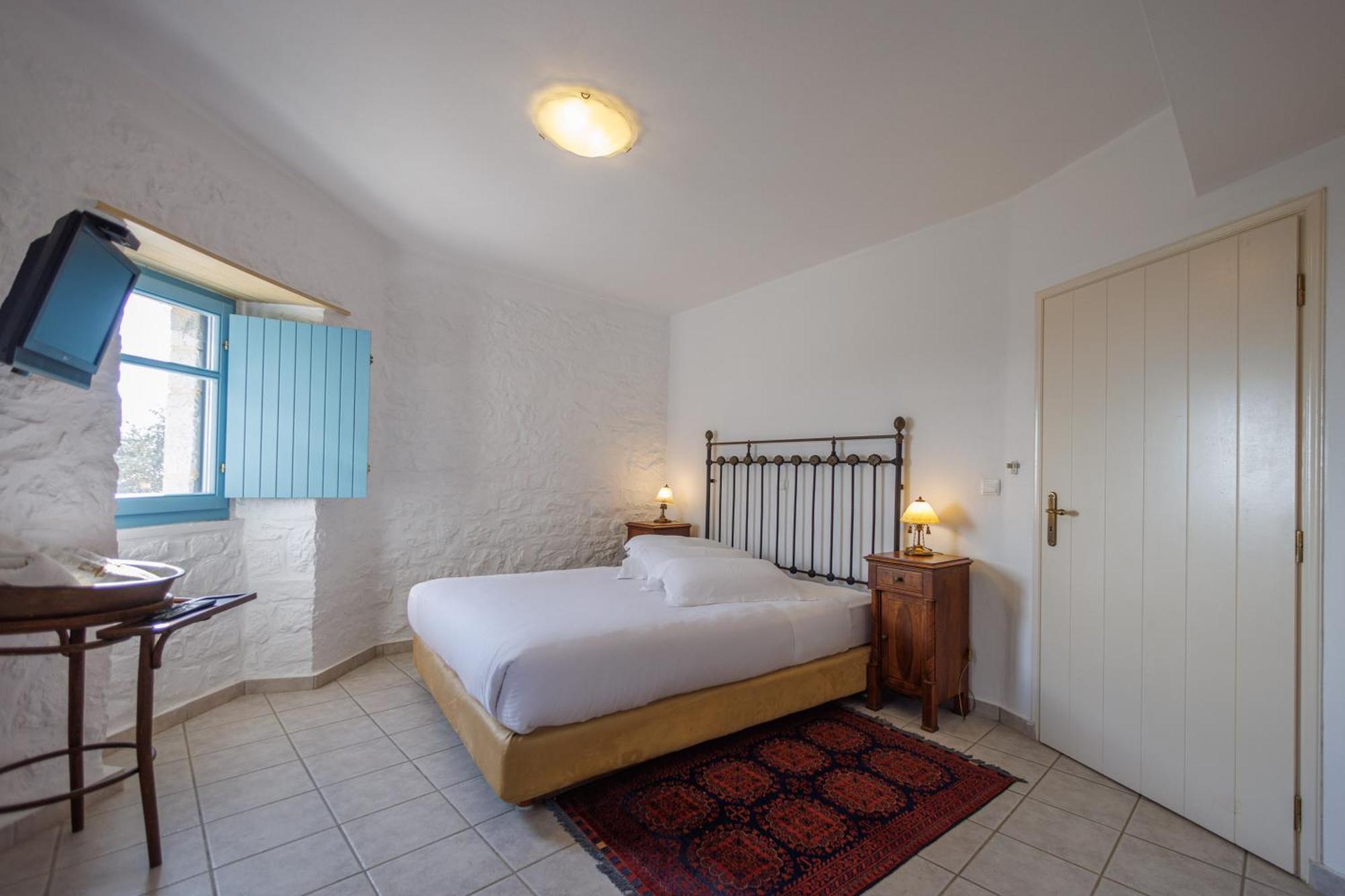 Lithos Stone Suites 阿里奥波利斯 客房 照片